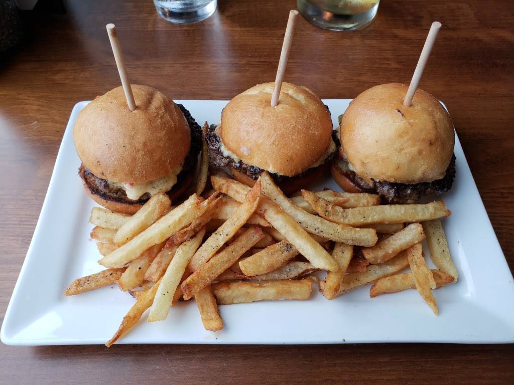 Scratch Kitchen & Cocktails, Paseo | restaurant | 605 NW 28th St, Oklahoma City, OK 73103, USA | 4056022302 OR +1 405-602-2302