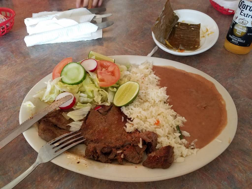 Teodora Tenorio | restaurant | 3702 Q St, Omaha, NE 68107, USA | 4029335099 OR +1 402-933-5099