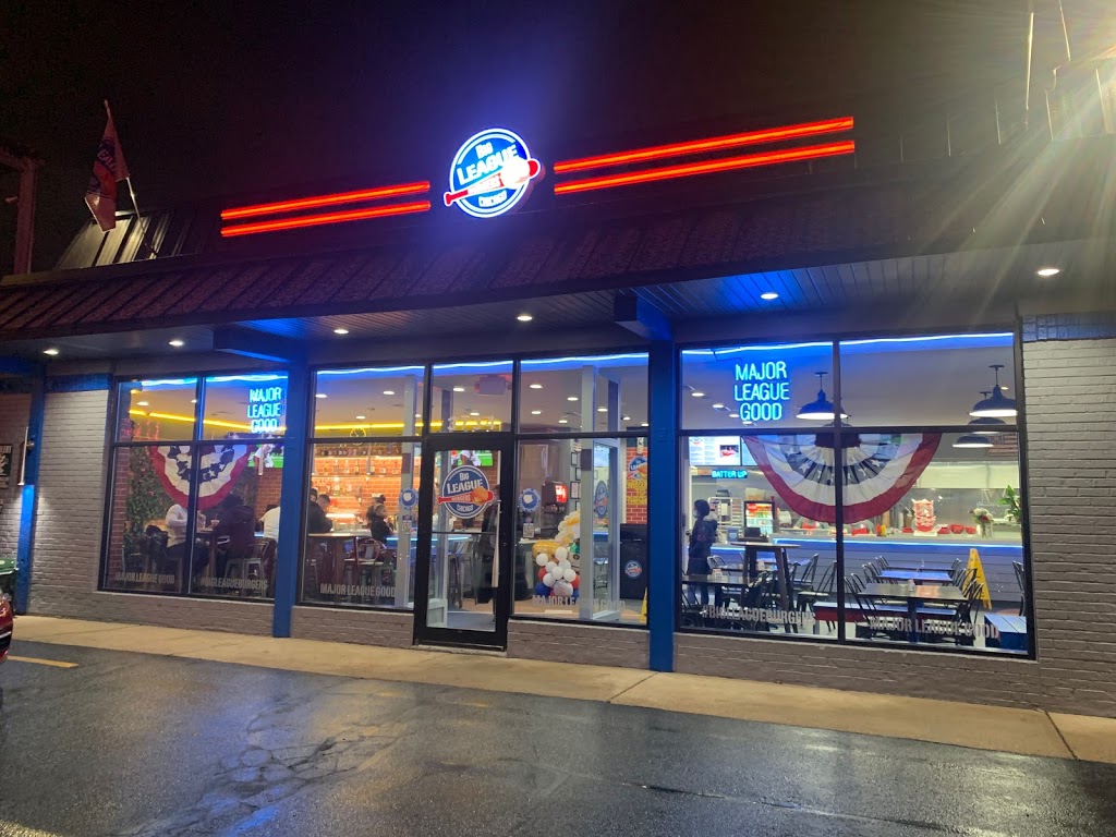 Big League Burgers | restaurant | 3734 W Irving Park Rd, Chicago, IL 60618, USA | 7739617558 OR +1 773-961-7558