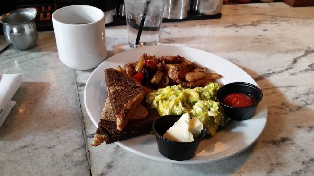 Jerrys Bar | restaurant | 129 W Laurel St, Philadelphia, PA 19123, USA | 2672731632 OR +1 267-273-1632