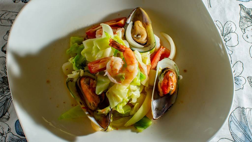 Pacific Thai Cuisine | restaurant | 25006 Pacific Hwy S, Kent, WA 98032, USA | 2539461515 OR +1 253-946-1515