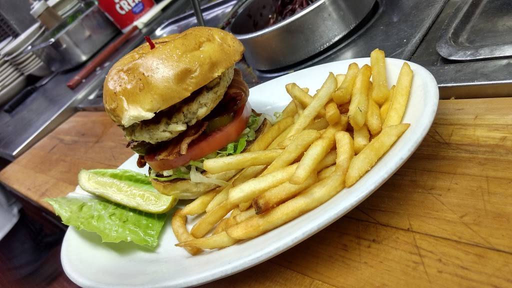 Ripe Tomato An American Grill | restaurant | 2721 State Hwy 9, Ballston Spa, NY 12020, USA | 5185811530 OR +1 518-581-1530