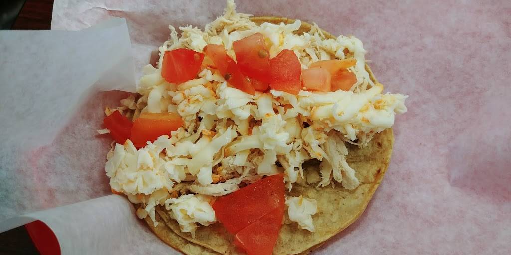 La Taquiza y Mas | restaurant | 2841 Pfingsten Rd, Glenview, IL 60026, USA | 8475598226 OR +1 847-559-8226