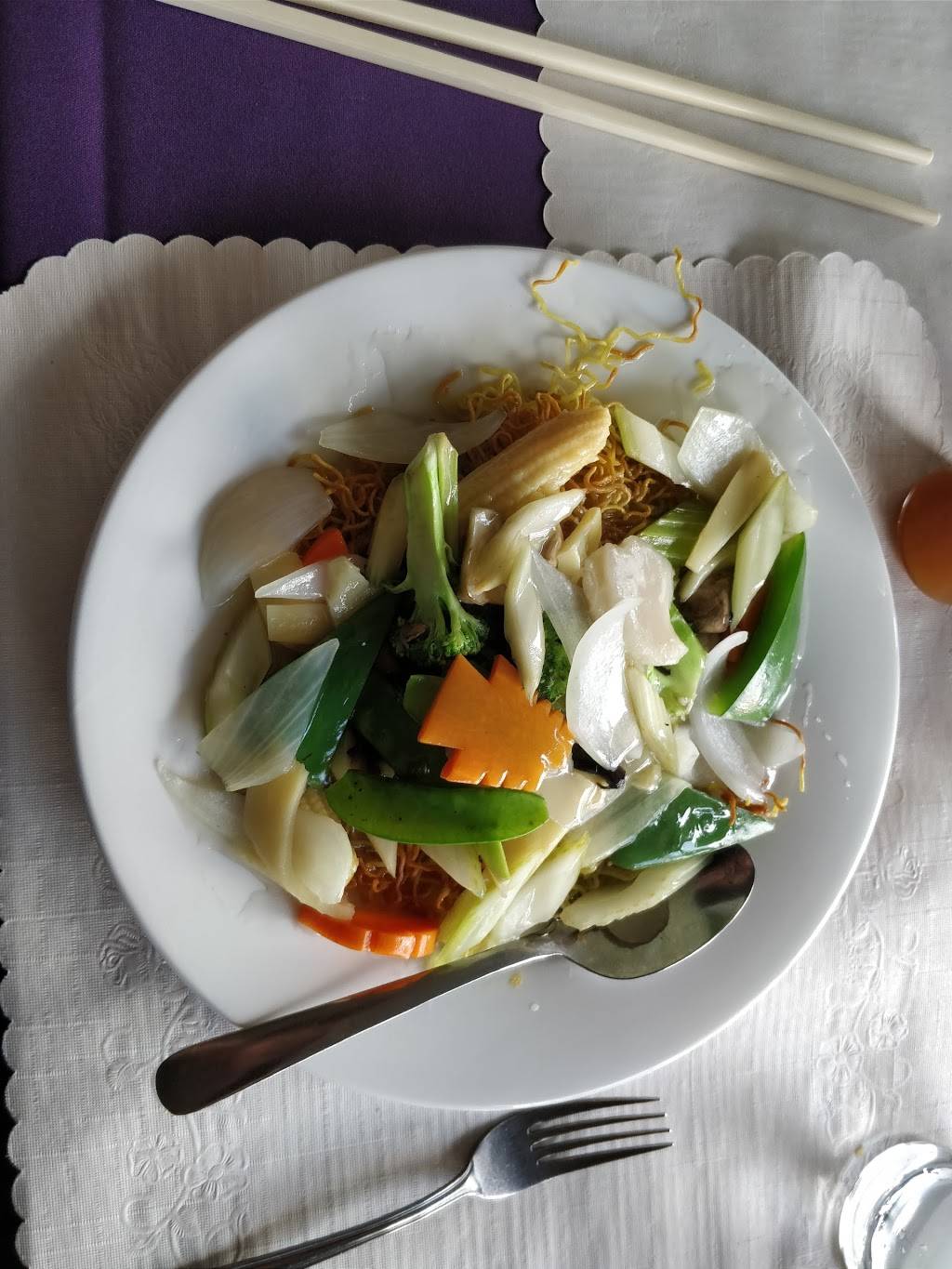 Won Ton House Restaurant | restaurant | 1300 Wellington St W, Ottawa, ON K1Y 3A9, Canada | 6137288885 OR +1 613-728-8885