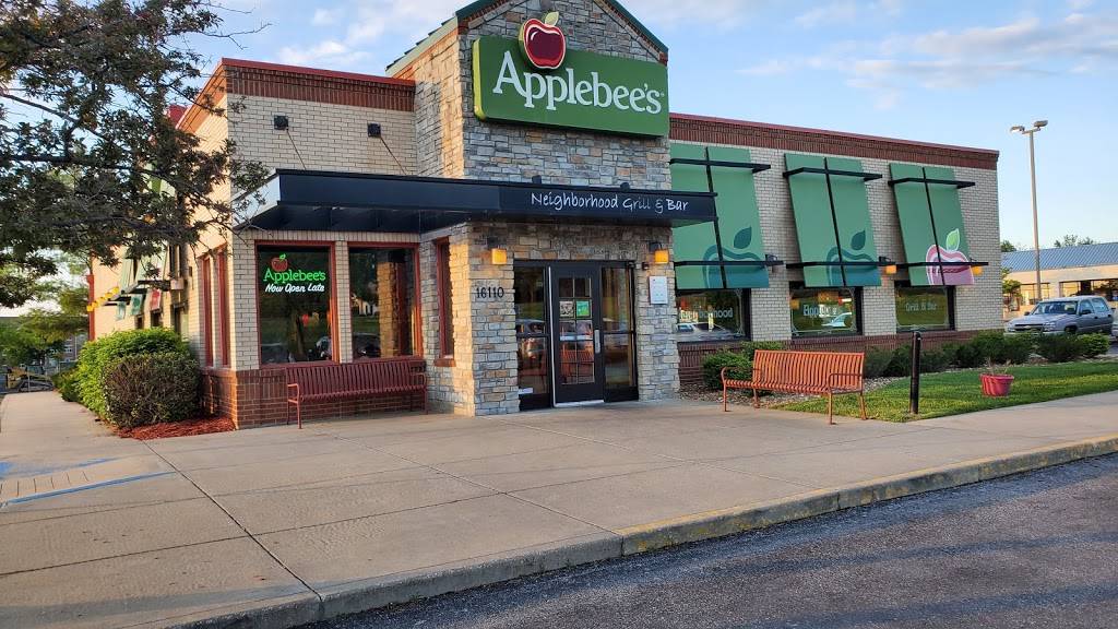 Applebees Grill + Bar | restaurant | 16110 W 135th St, Olathe, KS 66062, USA | 9137645533 OR +1 913-764-5533