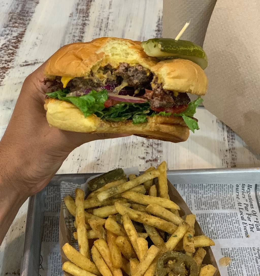 Munchiez | restaurant | 2625 Old Denton Rd #606, Carrollton, TX 75007, USA | 4692893300 OR +1 469-289-3300