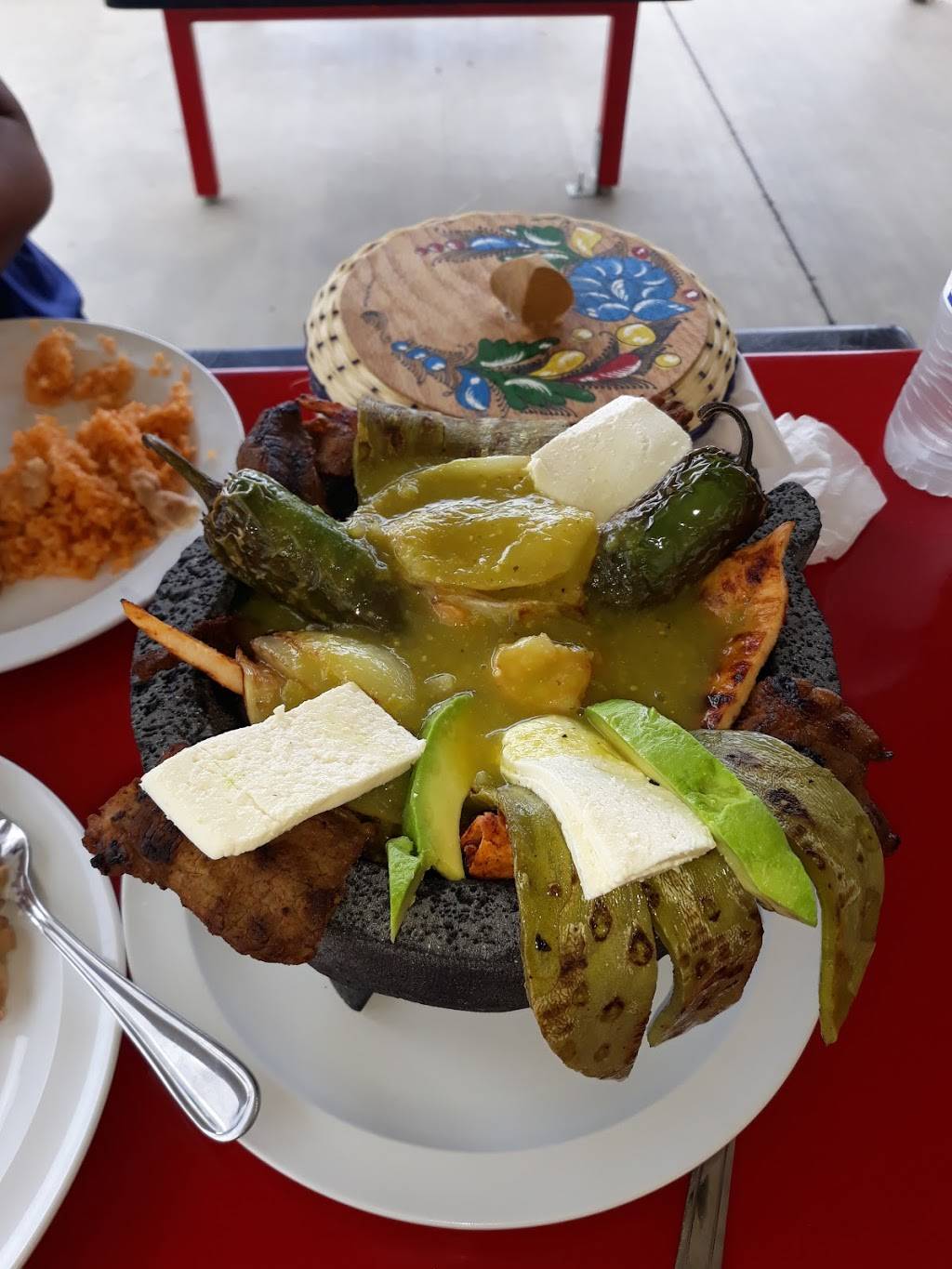 Lupitas Tacos | restaurant | 32724 Rd 124, Visalia, CA 93291, USA | 5598025443 OR +1 559-802-5443