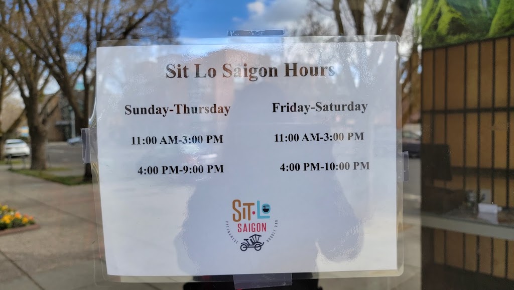 Sit Lo Saigon | restaurant | 424 G St, Davis, CA 95616, USA | 5302315643 OR +1 530-231-5643