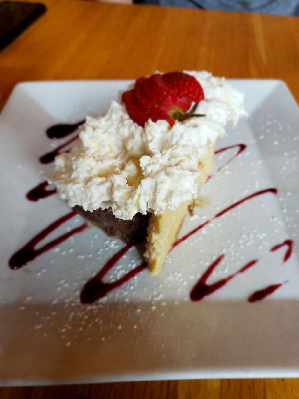 Crave | restaurant | 102 Main St, Ansonia, CT 06401, USA | 2037353300 OR +1 203-735-3300