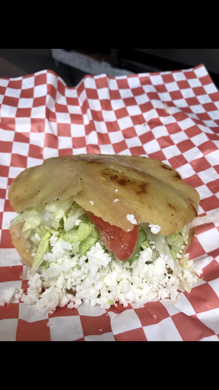 Crystal Mexican Market | restaurant | 1335 N Woodland Blvd, DeLand, FL 32720, USA | 3868224724 OR +1 386-822-4724