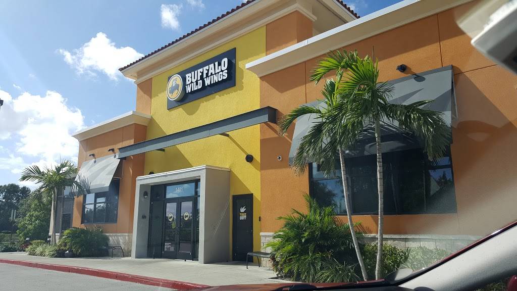 Buffalo Wild Wings | meal takeaway | 1401 N Congress Ave, Boynton Beach, FL 33426, USA | 5617368697 OR +1 561-736-8697