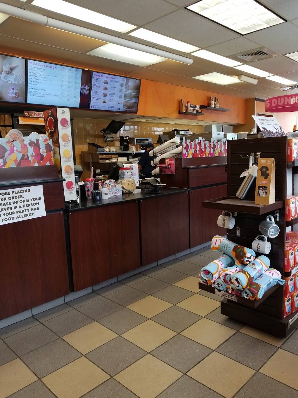 Dunkin | bakery | 473 Railroad St, St Johnsbury, VT 05819, USA | 8027485225 OR +1 802-748-5225