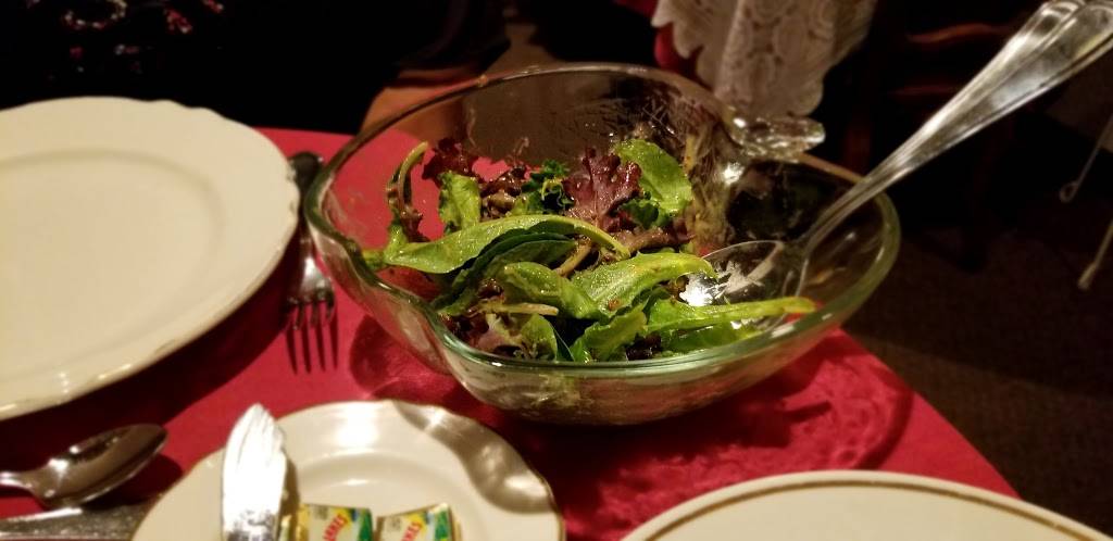 La Cabriole | restaurant | 1341 Burgess Rd, Chattanooga, TN 37419, USA | 4238210350 OR +1 423-821-0350