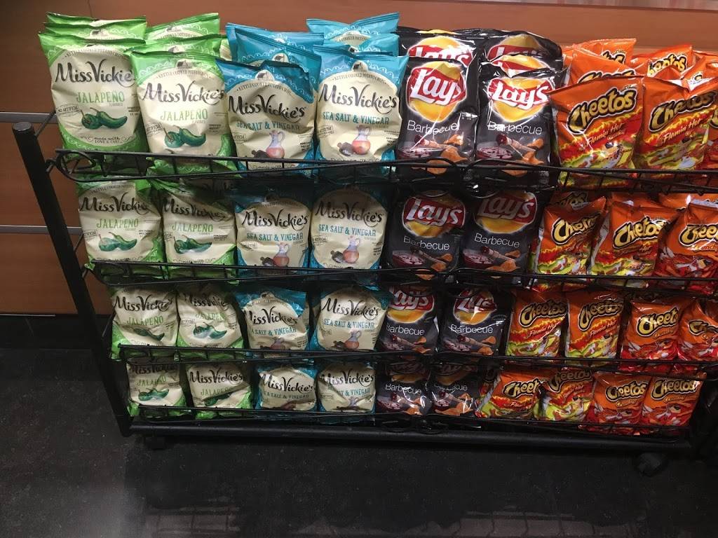 Subway Restaurants | restaurant | 2450 Colorado Ave 1st Floor, Suite 1006W, Santa Monica, CA 90404, USA | 3108283590 OR +1 310-828-3590