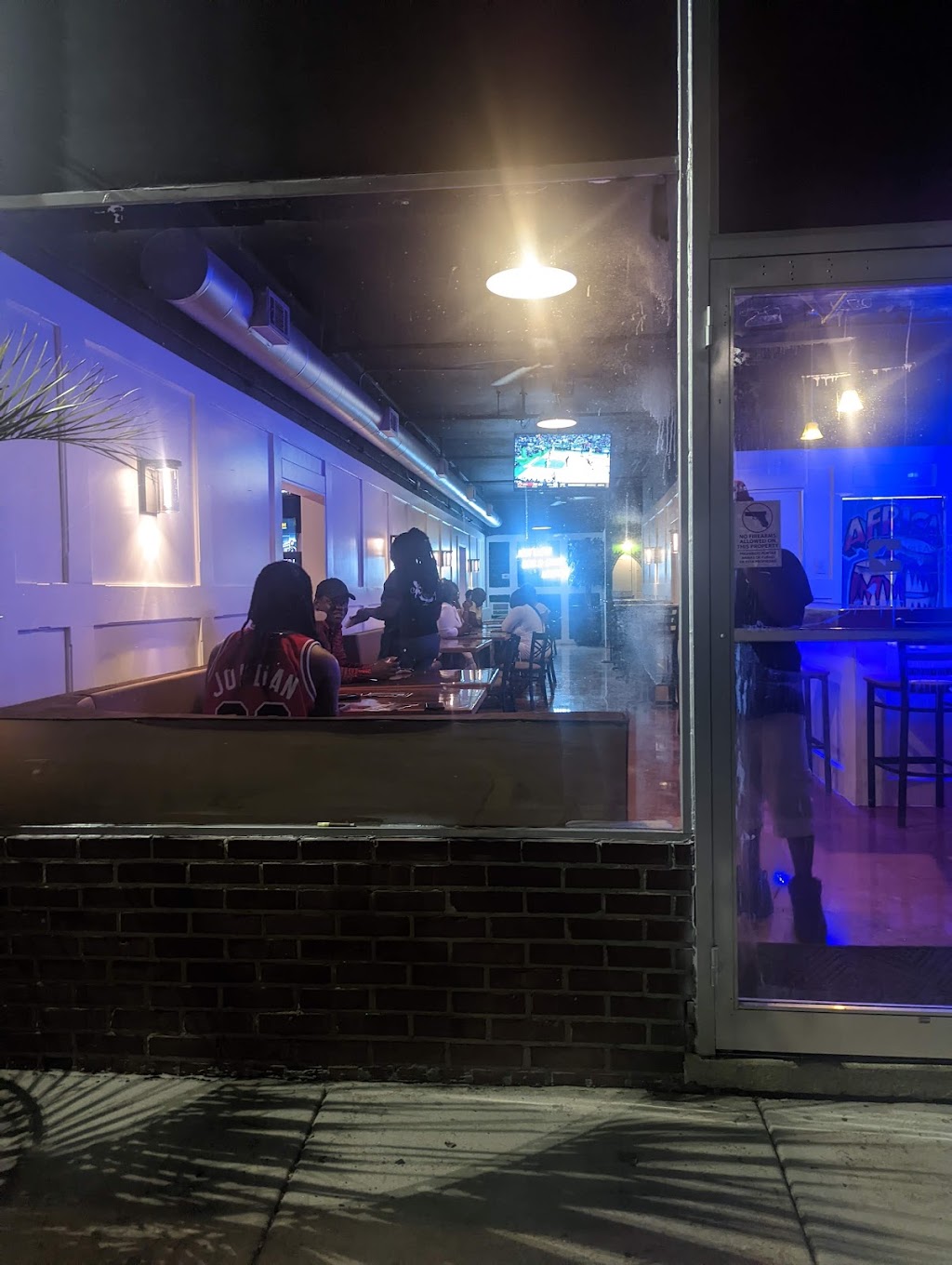 JAHLION GRILL AND BAR | restaurant | 906 Port Republic St, Beaufort, SC 29902, USA | 8433799976 OR +1 843-379-9976