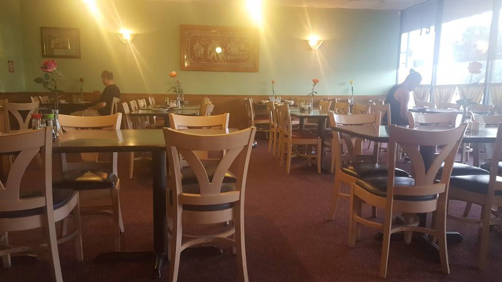 Moon Thai Restaurant | restaurant | 2218 NW 23rd St, Oklahoma City, OK 73107, USA | 4056010546 OR +1 405-601-0546