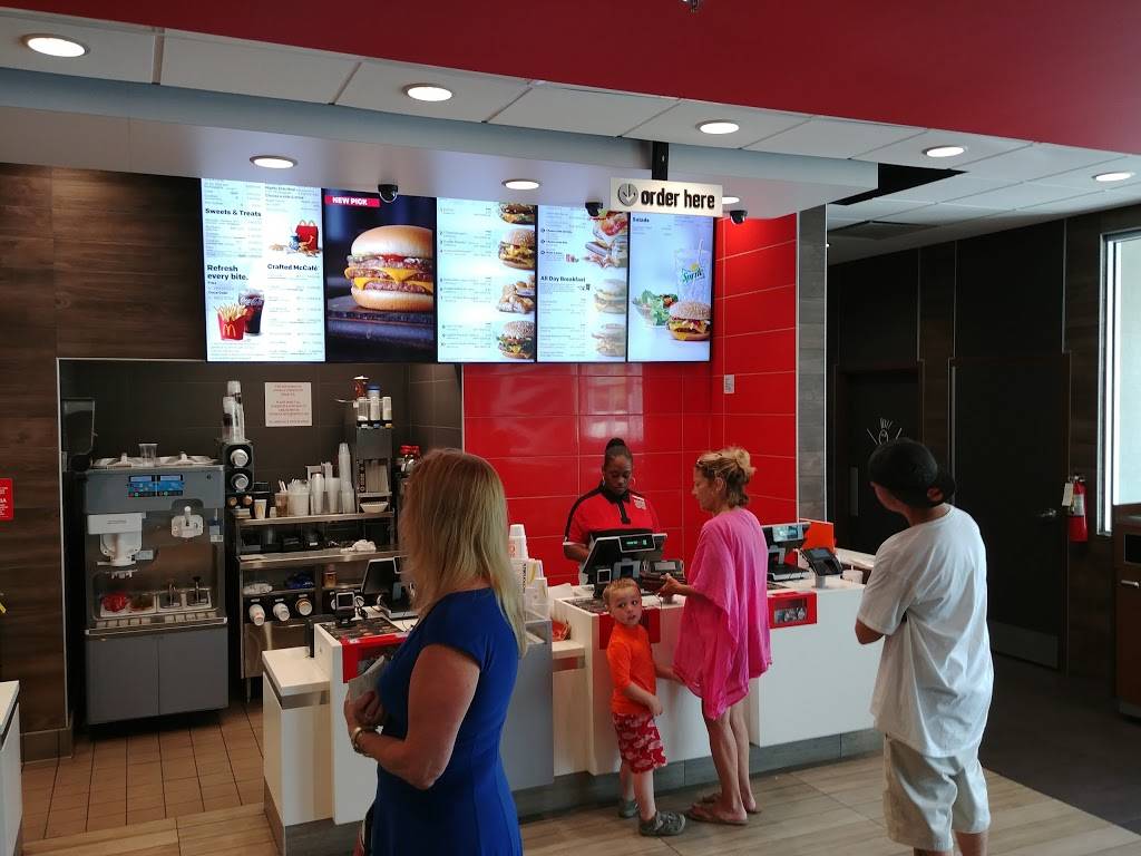 McDonalds | cafe | 1533 Johnnie Dodds Blvd, Mt Pleasant, SC 29464, USA | 8438812009 OR +1 843-881-2009