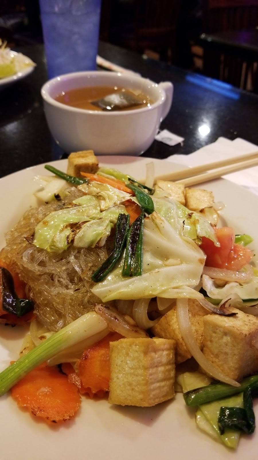 Crispy Pork Gang | restaurant | 5253 Hollywood Blvd, Los Angeles, CA 90027, USA | 3235161706 OR +1 323-516-1706