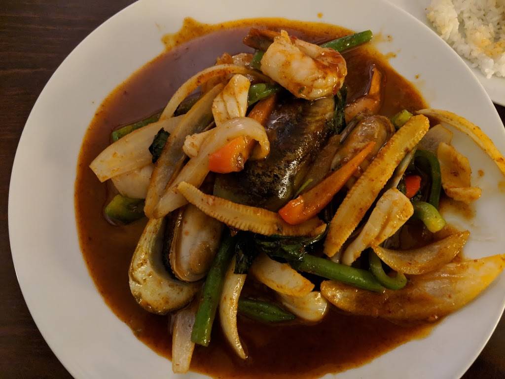 Aticha Thai Cuisine | restaurant | 1430 High St, Williamsburg, VA 23185, USA | 7573783773 OR +1 757-378-3773