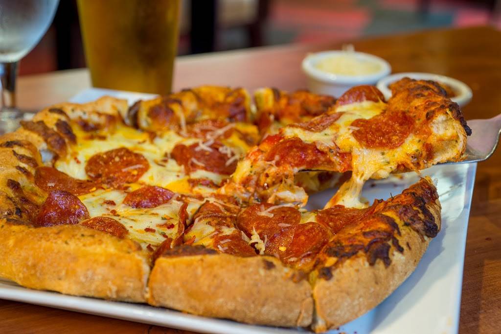 Westchase Bar & Grill | restaurant | 10609 Westpark Dr, Houston, TX 77042, USA | 7135325400 OR +1 713-532-5400