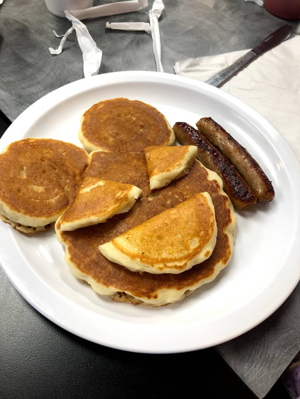 Hambo Coney Island | restaurant | 22900 Woodward Ave, Ferndale, MI 48220, USA | 2484149400 OR +1 248-414-9400