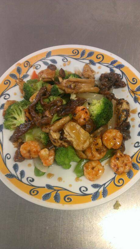 Chens Restaurant | restaurant | 1031 Norwich-New London Turnpike, Uncasville, CT 06382, USA | 8608488838 OR +1 860-848-8838