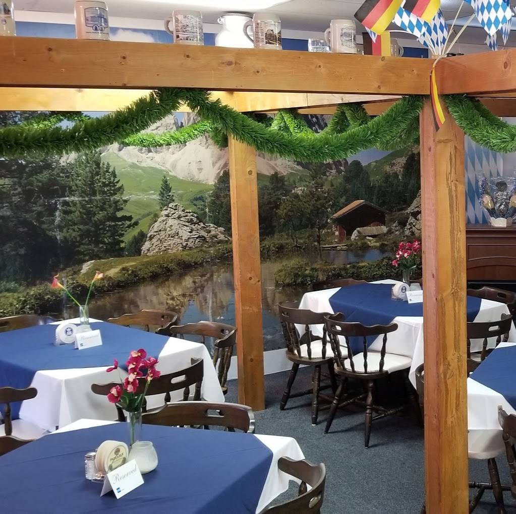 Sandras German Restaurant | restaurant | 7115 Gulf Blvd, St Pete Beach, FL 33706, USA | 7273634414 OR +1 727-363-4414