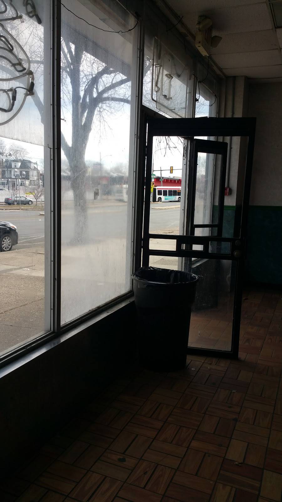 Top Star Chinese Restaurant | restaurant | 6708 N Broad St, Philadelphia, PA 19126, USA | 2159279900 OR +1 215-927-9900