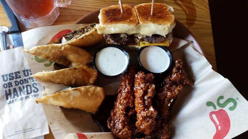 Chilis Grill & Bar | restaurant | 2740 Carl T Jones Dr SE, Huntsville, AL 35802, USA | 2568821230 OR +1 256-882-1230