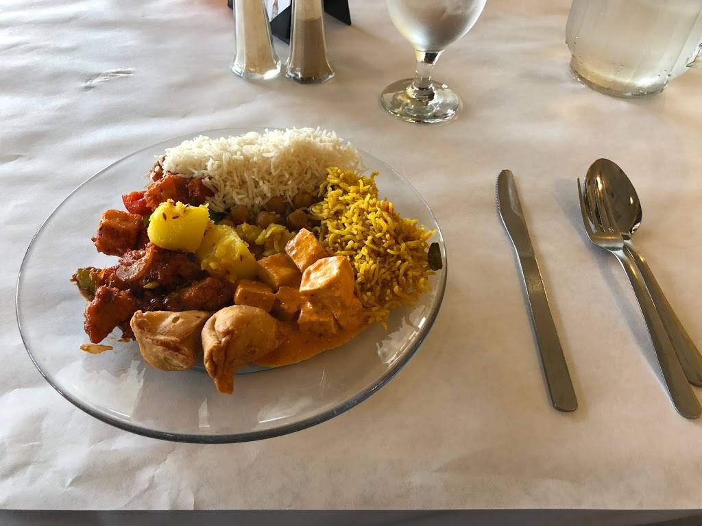 Sharmas Kitchen | restaurant | 1403 Sagamore Pkwy N, Lafayette, IN 47904, USA | 7657694455 OR +1 765-769-4455