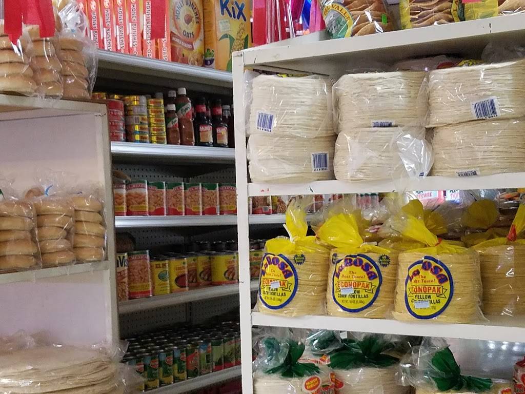 Super Mercado Leon | restaurant | 250 W D St, Lemoore, CA 93245, USA | 5599242966 OR +1 559-924-2966