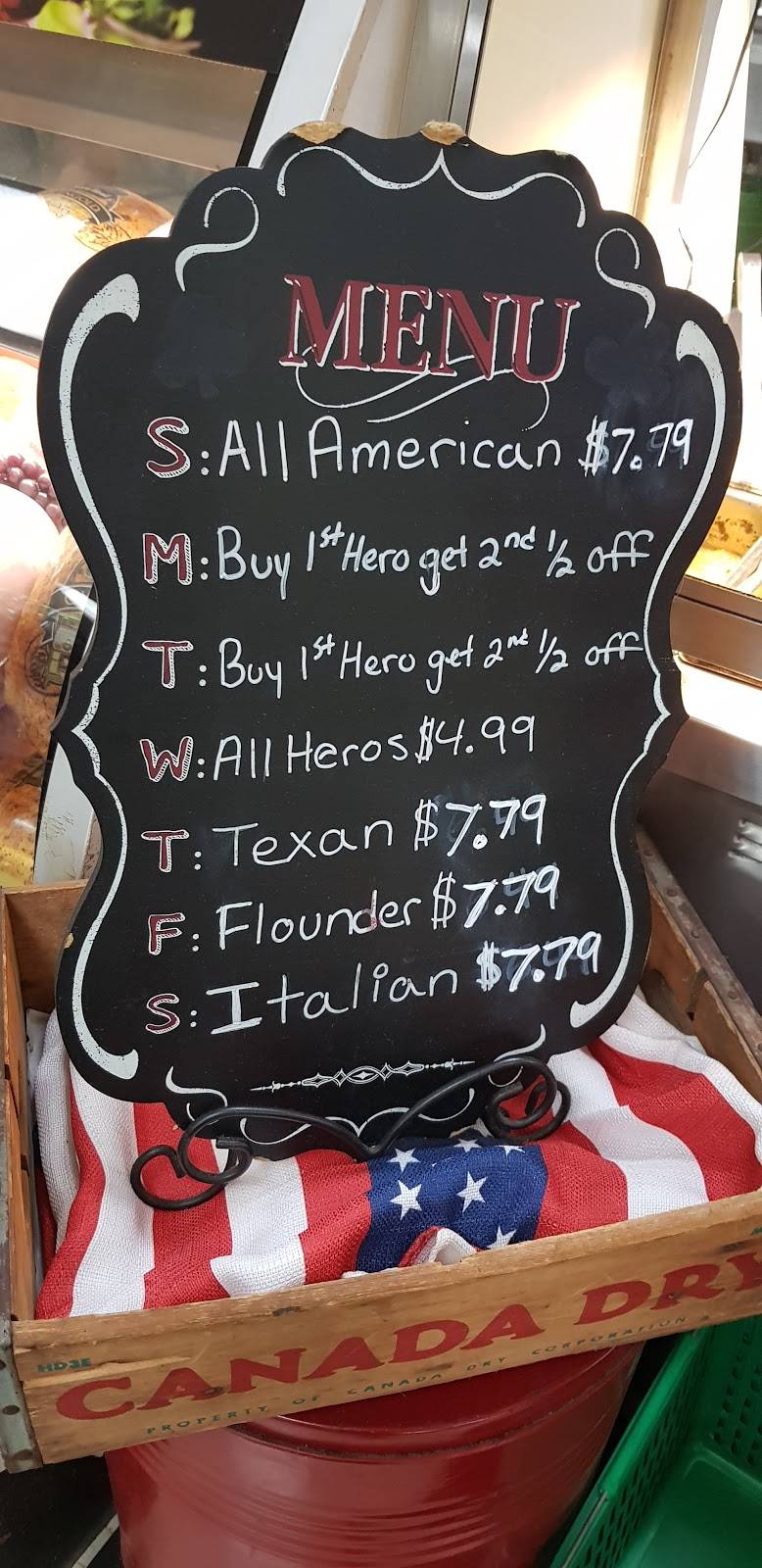 Hero Haven Pizza & more | restaurant | 478 Neighborhood Rd, Shirley, NY 11967, USA | 6313993802 OR +1 631-399-3802