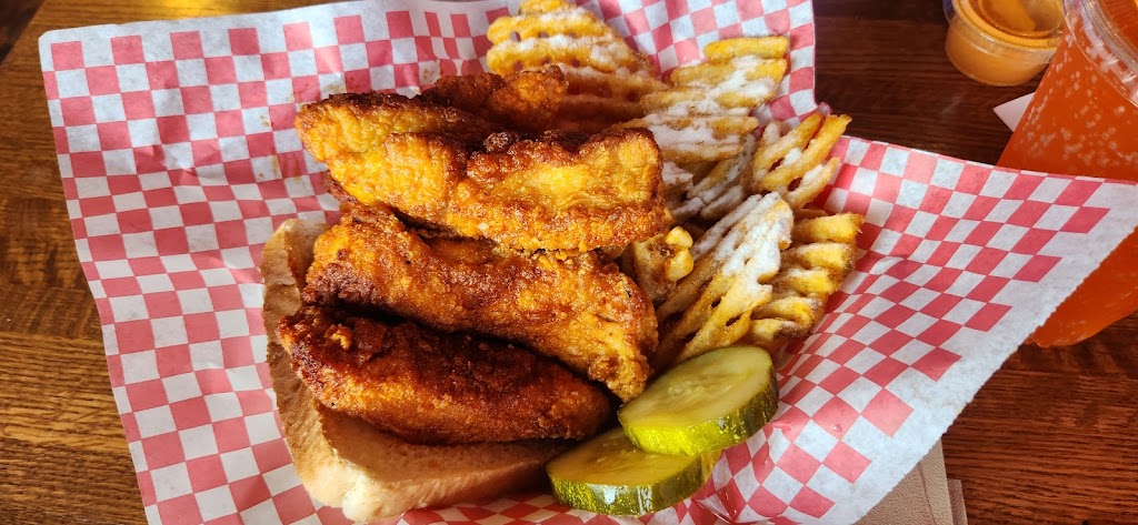 Hangry Joes Hot Chicken & Wings | restaurant | 2932 W Euclid Ave #1, Arlington Heights, IL 60005, USA | 8477491052 OR +1 847-749-1052