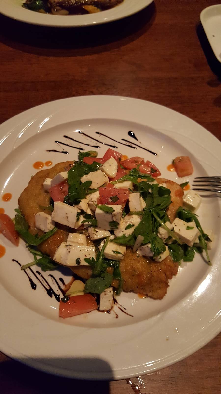 Quattros Italian Restaurant | restaurant | 14 Water St, Guilford, CT 06437, USA | 2034536575 OR +1 203-453-6575