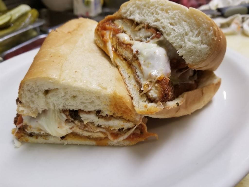 Montclair Family Restaurant | restaurant | 17001 Dumfries Rd, Montclair, VA 22025, USA | 7032214097 OR +1 703-221-4097