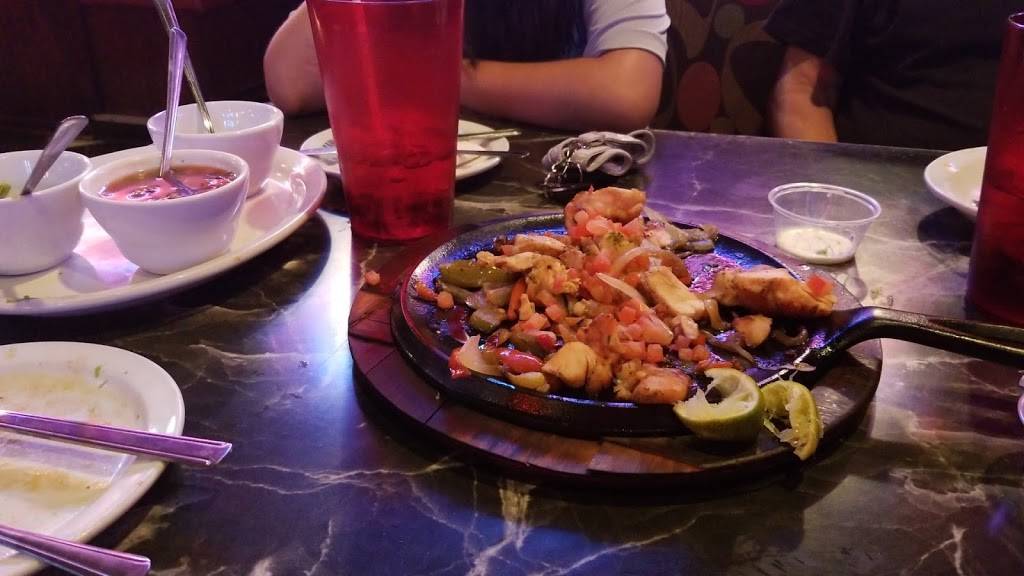 Hudsons Bar & Grill | restaurant | 1770 Lee Trevino Dr, El Paso, TX 79936, USA | 9155952769 OR +1 915-595-2769