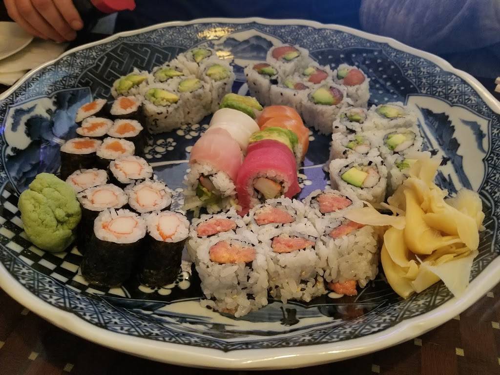 Carytown Sushi | restaurant | 2923 W Cary St, Richmond, VA 23221, USA | 8043550058 OR +1 804-355-0058