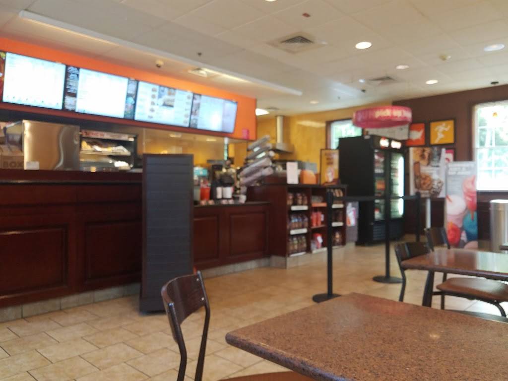 Dunkin | bakery | 518 Salem St, Wakefield, MA 01880, USA | 7812462846 OR +1 781-246-2846