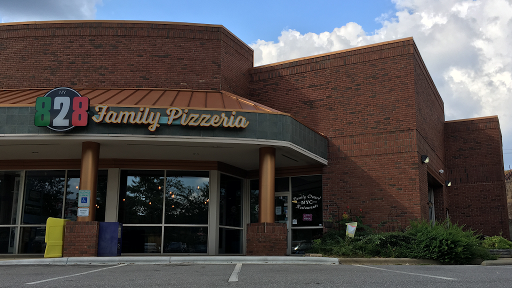 828 Family Pizzeria | restaurant | 1854 Hendersonville Rd D, Asheville, NC 28803, USA | 8282770004 OR +1 828-277-0004