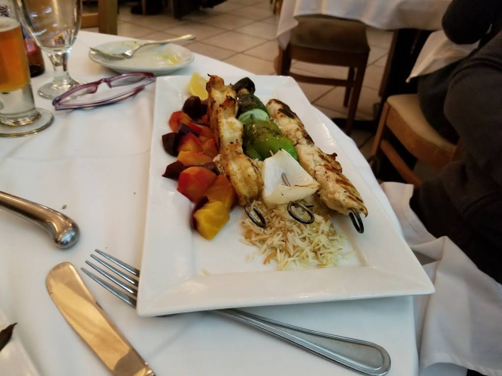 f.i.s.h on main | restaurant | 286 Main St, Port Washington, NY 11050, USA | 5168831515 OR +1 516-883-1515