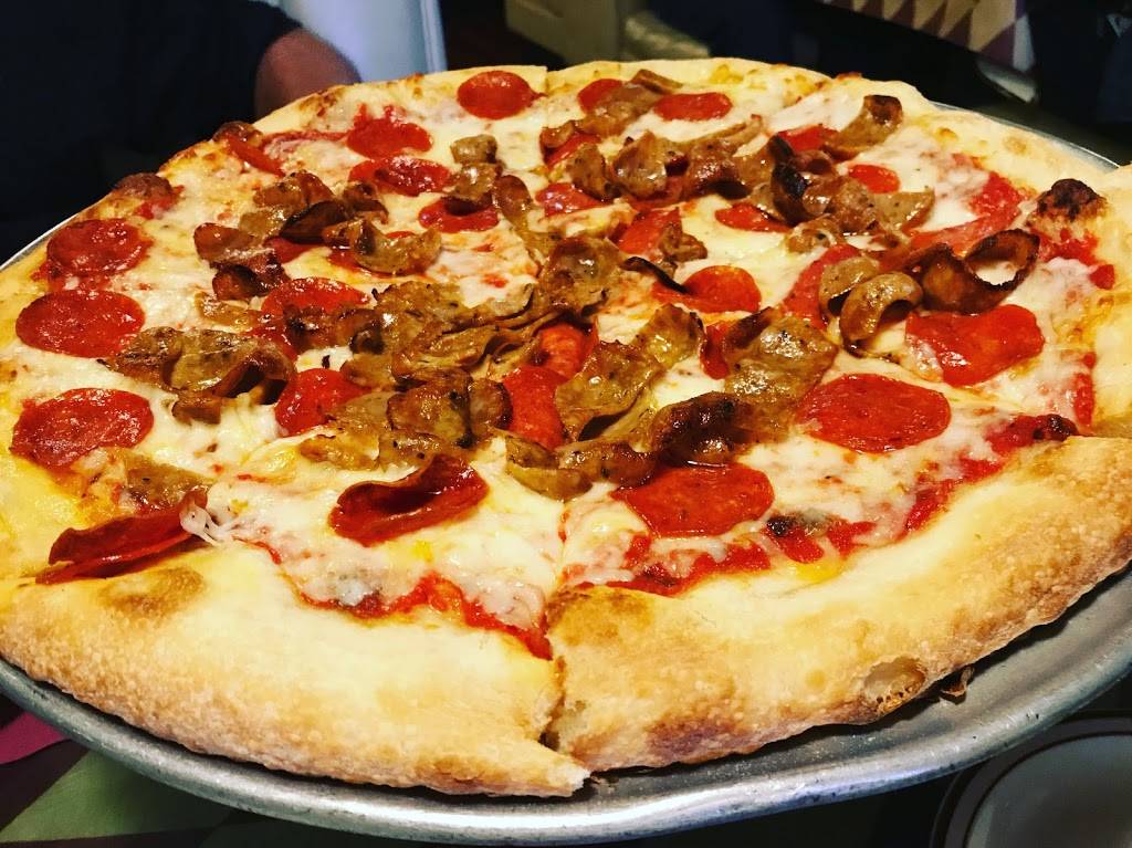 Two Guys from Italy | restaurant | 16915 San Fernando Mission Blvd, Granada Hills, CA 91344, USA | 8183602292 OR +1 818-360-2292