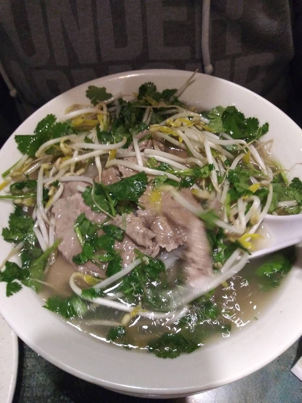 Pho Saigon | restaurant | 1739 Maybank Hwy, Charleston, SC 29412, USA | 8439744732 OR +1 843-974-4732