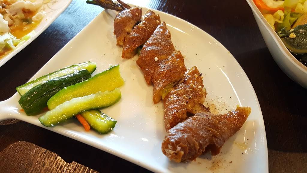 Yummy Chinese BBQ | restaurant | 1411 156th Ave NE C, Bellevue, WA 98007, USA | 4256414888 OR +1 425-641-4888