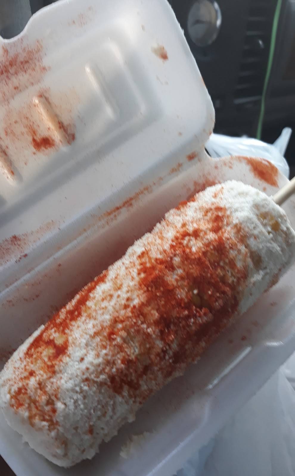 Alpha Neveria & Tamales | restaurant | 2802 Lafayette Rd, Indianapolis, IN 46222, USA | 3174931266 OR +1 317-493-1266