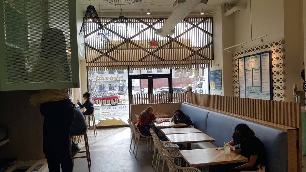 Buena Onda | restaurant | 1901 Callowhill St, Philadelphia, PA 19130, USA | 2153023530 OR +1 215-302-3530