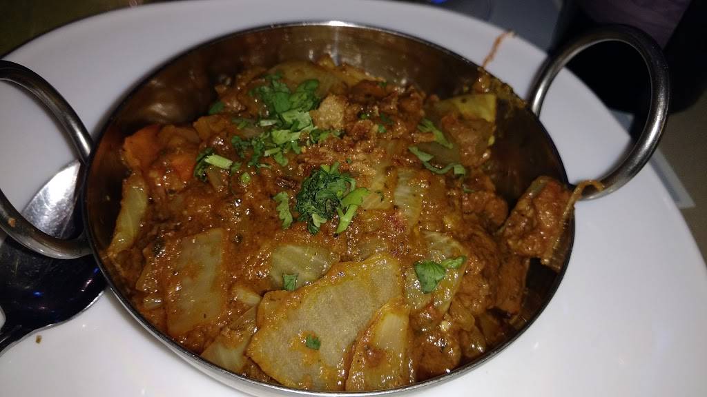 Restaurant Raj Mahal | restaurant | 1404 Chemin de Saint-Jean, La Prairie, QC J5R 2L7, Canada | 4506592020 OR +1 450-659-2020