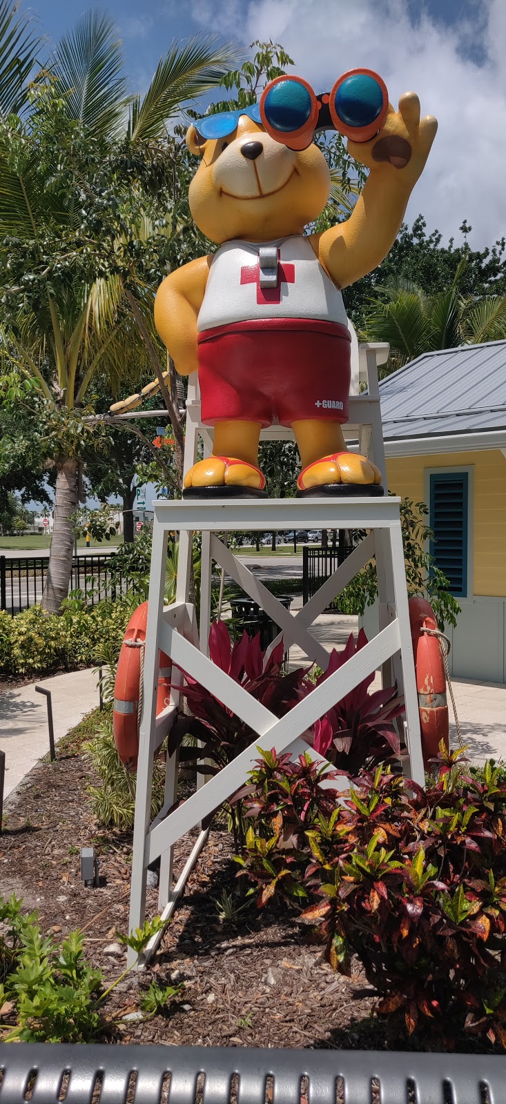 Golden Cub | restaurant | 1145 Main St, Jupiter, FL 33458, USA | 5612682717 OR +1 561-268-2717