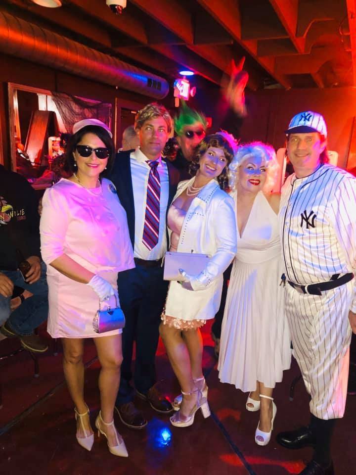 Hernandos Hideaway | restaurant | 3210 Old Hernando Rd, Memphis, TN 38116, USA | 9179821829 OR +1 917-982-1829