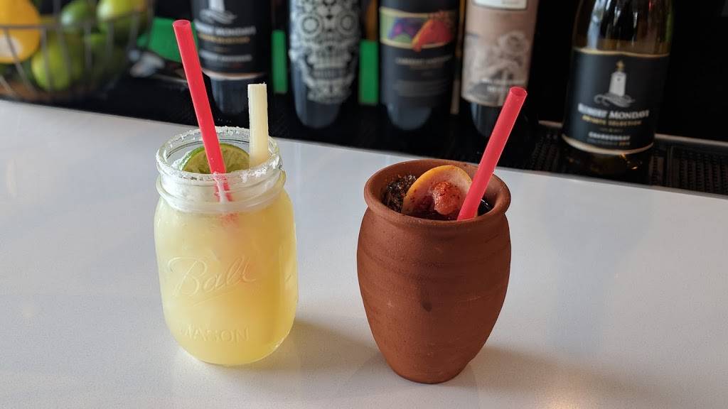 Cinco TacoBar | restaurant | 4526 Las Positas Rd, Livermore, CA 94551, USA | 9255835300 OR +1 925-583-5300