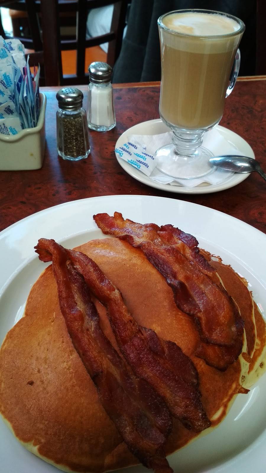 Silver Star | restaurant | 1238 2nd Ave, New York, NY 10065, USA | 2122494250 OR +1 212-249-4250